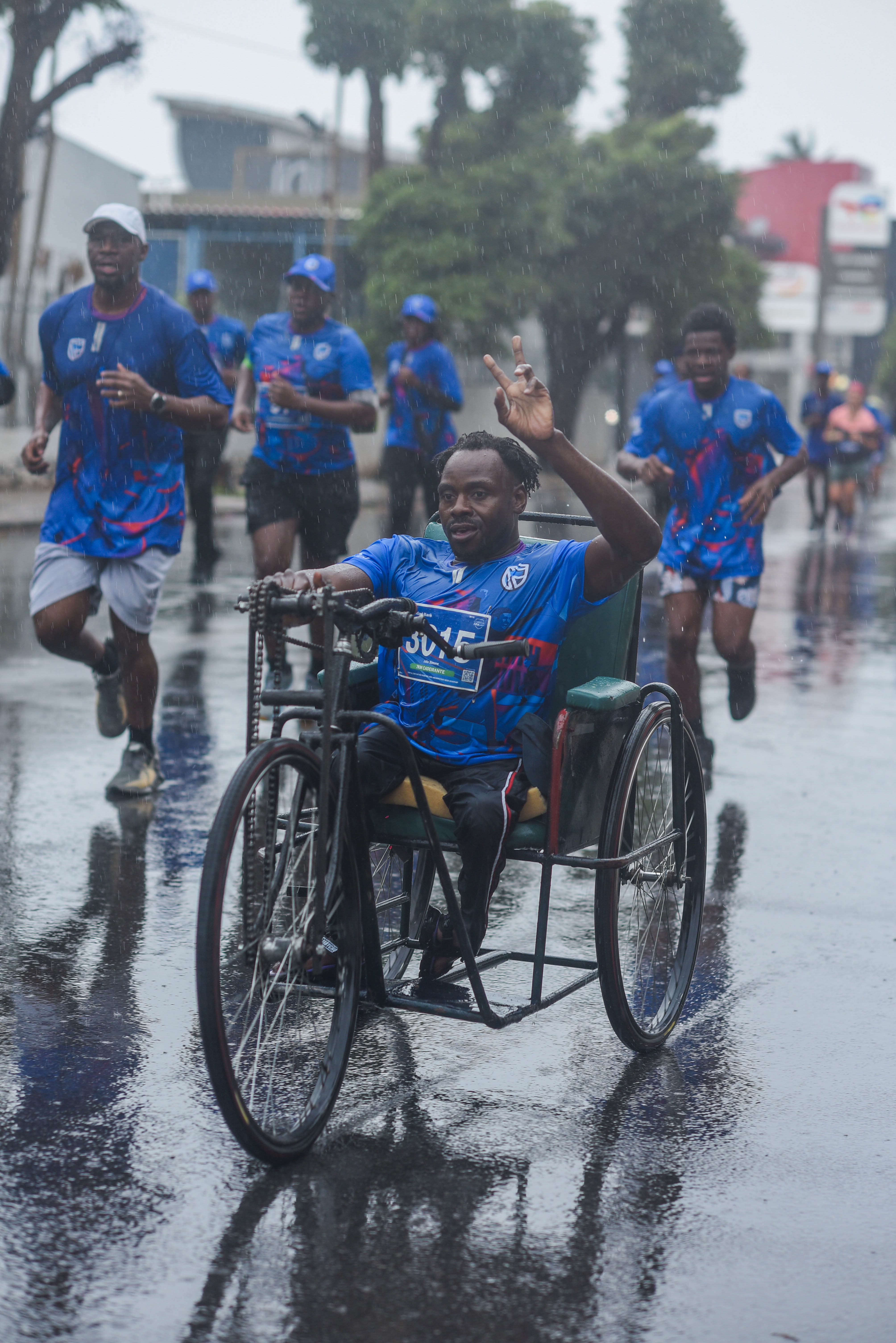 4Corrida Azul.jpg